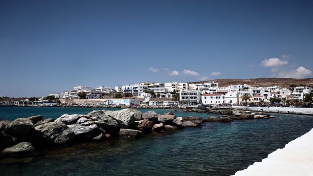Πάσχα στην Τήνο: Ένα μοναδικό ταξίδι πίστης και παράδοσης