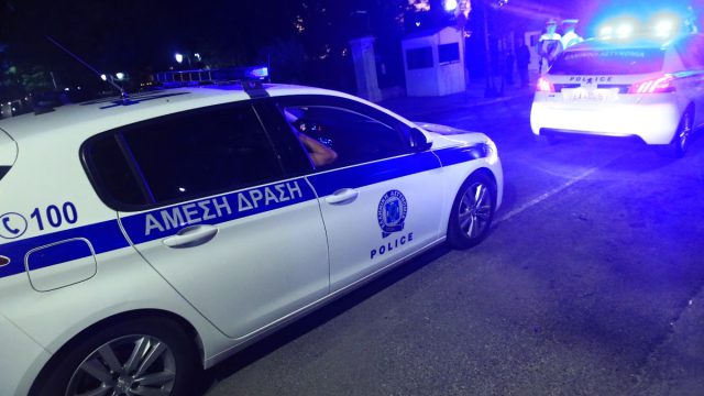 Συναγερμός στην Καλαμπάκα: Συνέλαβαν ανήλικο με σουγιά και ναρκωτικά