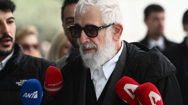 Μάρτυρες υπεράσπισης Φιλιππίδη: «Ο Θεός φταίει που δικάζεται»