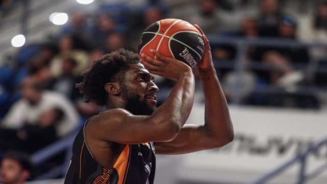 Καρδίτσα – Προμηθέας 75-74: Το buzzer-beater του Δίπλαρου στέλνει τη σειρά σε Game 3