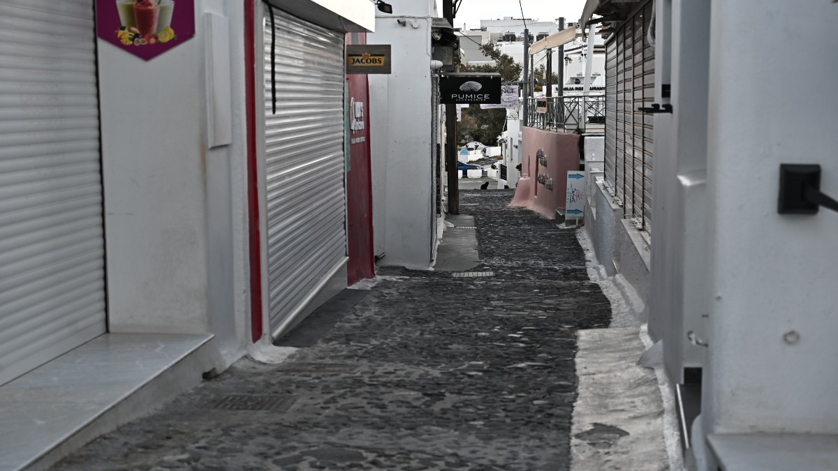 «Παραμορφώθηκε» η Σαντορίνη – Τι δείχνουν τα πρώτα ευρήματα