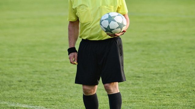FIFA: Οι διαιτητές θα φορούν κάμερες στο Παγκόσμιο Κύπελλο Συλλόγων – Νέα τεχνολογία «RefCam» αλλάζει το παιχνίδι