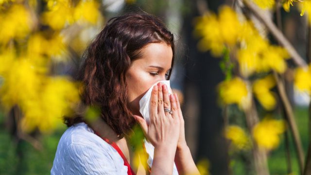 Μάχη με τη… γύρη: Πώς θα αντιμετωπίσεις τις ανοιξιάτικες αλλεργίες