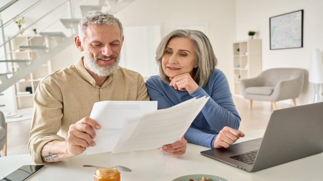 Έρχεται ενίσχυση συνταξιούχων: Ποιοι θα λάβουν 250€ ή 500€ τον Νοέμβριο του 2025