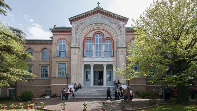 Θεολογική Σχολή Χάλκης: Ως τον Σεπτέμβριο του 2026 το άνοιγμά της – Γιατί η Τουρκία προχωρεί σε αυτή την κίνηση