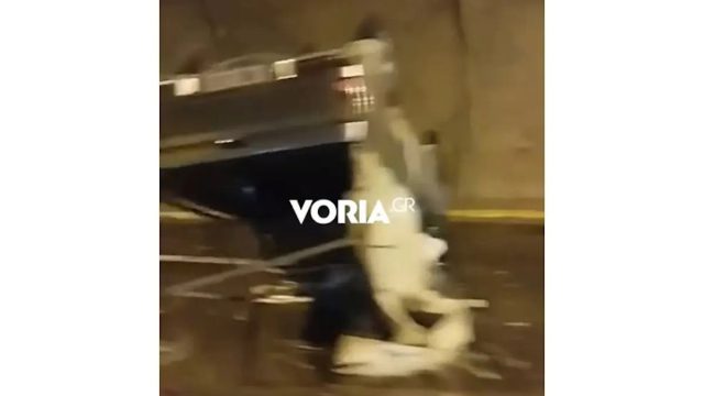 Τροχαίο στην Εγνατία Οδό: Η στιγμή όπου το αυτοκίνητο εκτρέπεται μέσα στη σήραγγα (video)