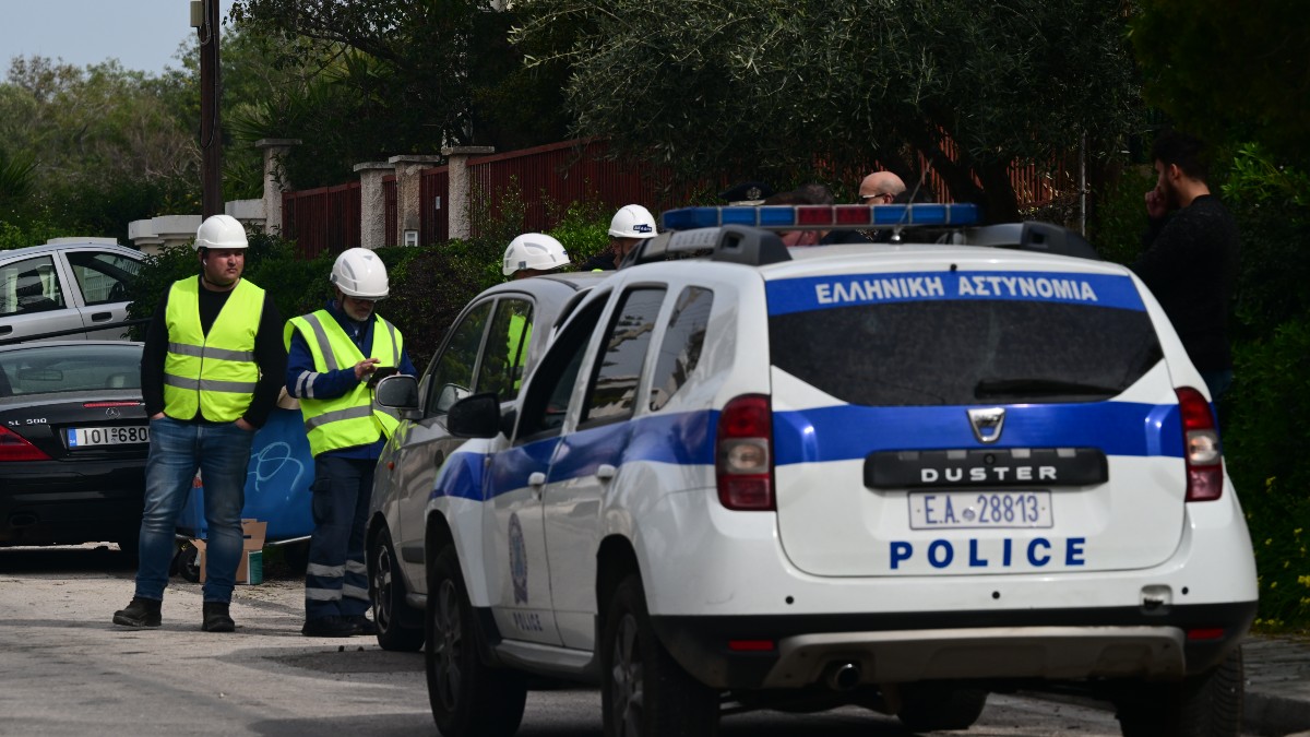 Συναγερμός στο Χαλάνδρι: Ένοπλοι άνοιξαν πυρ – Αναφορές για νεκρό
