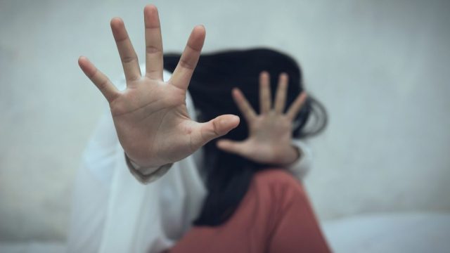Ραγδαία αύξηση των καταγγελιών για περιστατικά βίας και παρενόχλησης στην εργασία