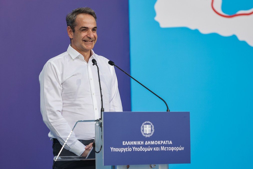 Η «μάχη της Κρήτης» ανάμεσα σε Μητσοτάκη – Ανδρουλάκη και η καμπάνα στον Κασσελάκη