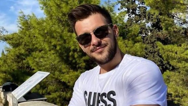 Μητέρα του 30χρόνου Στέφανου: «Έλαμπε ο κόσμος όταν χαμογελούσε, να αγκαλιάζετε τα παιδιά σας»