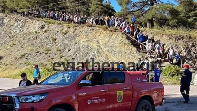 Εύβοια: Χιλιάδες προσκυνητές διασχίζουν 20 χλμ μέσα σε πευκοδάσος για τον Άγιο Ιωάννη τον Ρώσσο