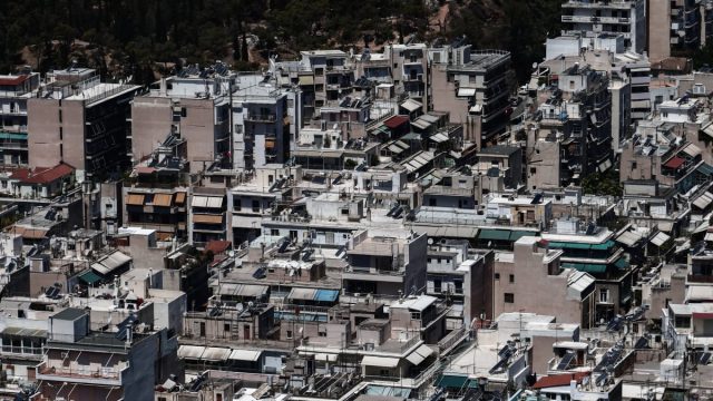 Ακίνητα: Στα 778 δισ. η περιουσία των Ελλήνων το 2025 – Πάνω από το 50% του πλούτου στην Αττική