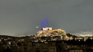 Εισαγγελική παρέμβαση για το διαφημιστικό σόου με drones πάνω από την Ακρόπολη – Αυξάνονται οι αντιδράσεις