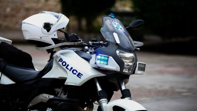Λάρισα: Νέα απόπειρα μητροκτονίας – Κυνηγούσε τη μητέρα του με μαχαίρι