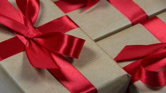 Ποιοι γιορτάζουν σήμερα, Κυριακή 4 Μαΐου, σύμφωνα με το εορτολόγιο;
