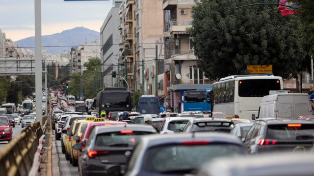 Live κίνηση 23/5: Παρασκευή… της υπομονής – Η Αττική στο «κόκκινο» (photo)