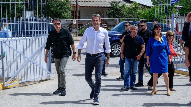 Κυριάκος Μητσοτάκης: Επισκέφθηκε καφέ που άνοιξε άνεργη με χρηματοδότηση από τη ΔΥΠΑ – «Έφτιαξες μια καταπληκτική επιχείρηση»