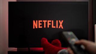 Το Netflix ανανεώνεται: Νέα εμφάνιση, AI προτάσεις και κάθετη ροή για τα κινητά