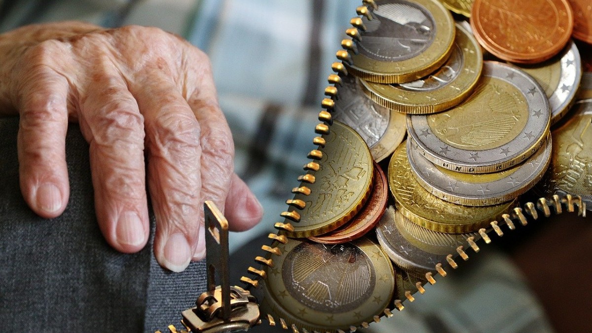 Μπόνους για χιλιάδες εργαζόμενους: Αυξημένες συντάξεις έως 125 ευρώ τον μήνα