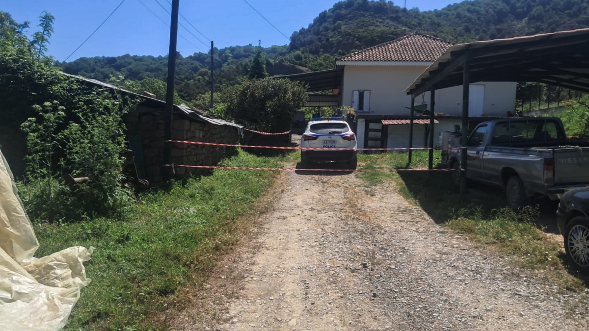 Πατροκτονία στην Αμφιλοχία: «Δε με άφηνε να κοιμηθώ και τον σκότωσα» – Το βεβαρημένο παρελθόν του δράστη