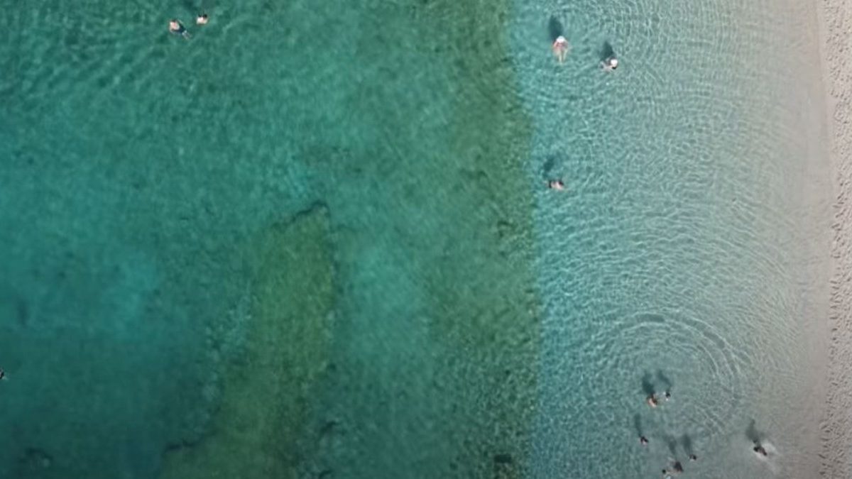 5 εκπληκτικές παραλίες κοντά στην Αθήνα που αξίζει να επισκεφθείς