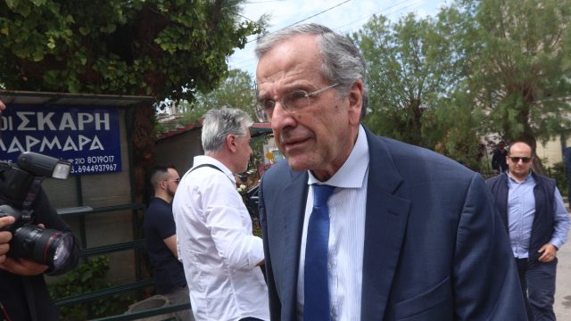 Ο Αντώνης Σαμαράς έριξε τα «πυρά» του σε κυβέρνηση και Μητσοτάκη: «Είμαστε οι Απόντες, η Ελλάδα βρίσκεται στο περιθώριο»