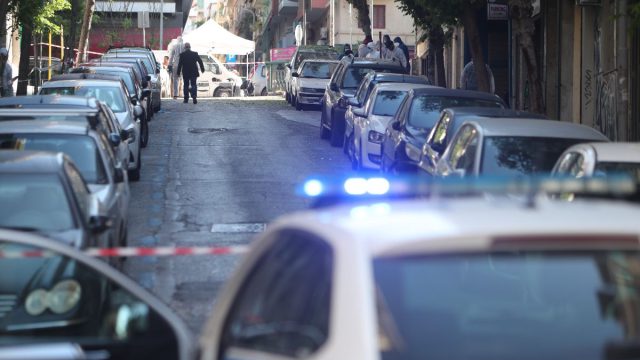 Συναγερμός στα Πετράλωνα: Έκρηξη εμπρηστικού μηχανισμού στην πολυκατοικία που διαμένει ο βουλευτής της ΝΔ, Μάξιμος Χαρακόπουλος
