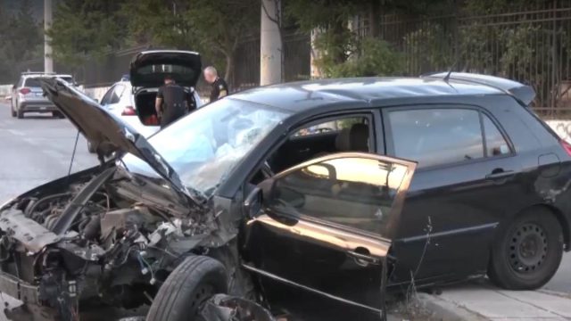 Τροχαίο δυστύχημα στο Σχιστό: Κατέληξε η 32χρονη που παρασύρθηκε από μοτοσικλέτα – Σε κρίσιμη κατάσταση μία 23χρονη