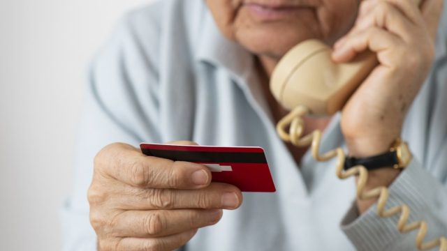 Νέα απάτη μέσω κινητού τηλεφώνου: Ο τρόπος για να προστατευτείτε