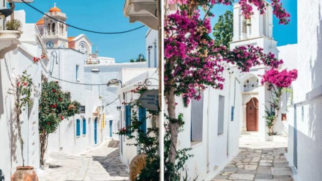 Τήνος: 20 λόγοι για να ανακαλύψεις το μαγευτικό νησί των Κυκλάδων