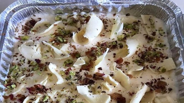 Bianco τιραμισού με λευκή σοκολάτα