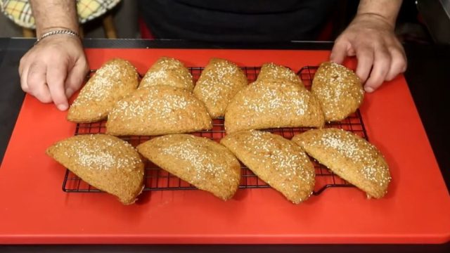 Τυροπιτάκια με βρώμη, χωρίς ίχνος αλευριού