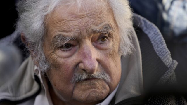Πέθανε «ο φτωχότερος πρόεδρος του κόσμου», Χοσέ Μουχίκα – Μία ζωή μέσα στους αγώνες και τον λαό