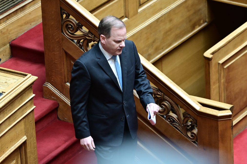 Τραγωδία στα Τέμπη: Με 154 ψήφους εγκρίθηκε η πρόταση για την προανακριτική Καραμανλή