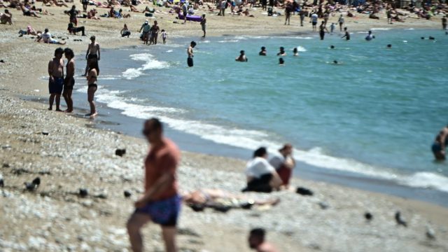 Γενικά αίθριος ο καιρός σήμερα 4/6: Ανεβαίνει η θερμοκρασία – Τι λένε Σούζη και Καλλιάνος