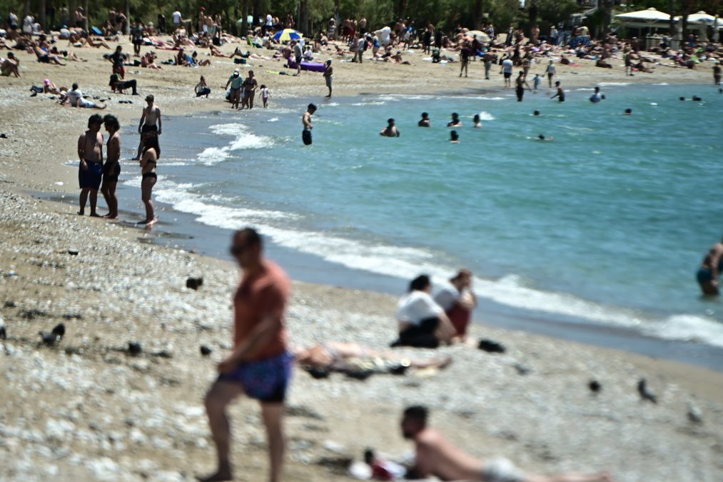 Γενικά αίθριος ο καιρός σήμερα 4/6: Ανεβαίνει η θερμοκρασία – Τι λένε Σούζη και Καλλιάνος