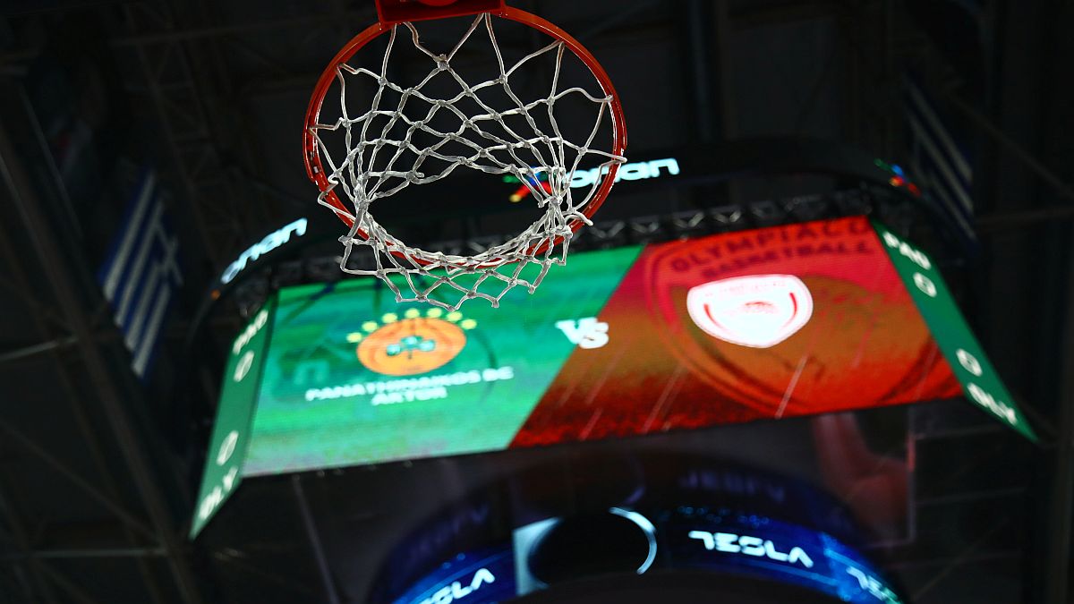 Αποκλειστικό: Σκέψεις της κυβέρνησης για κεκλεισμένων στα υπόλοιπα παιχνίδια των τελικών της Basket League