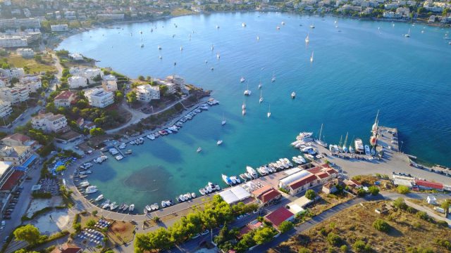 Πόρτο Ράφτη: 50 στέκια για φαγητό, ποτό, καφέ και παγωτό