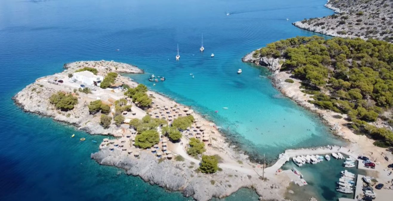 Ο μικρός παράδεισος, δίπλα στα… πόδια σου: Το νησί που σου προσφέρει πολλά χωρίς να αδειάσει το πορτοφόλι σου