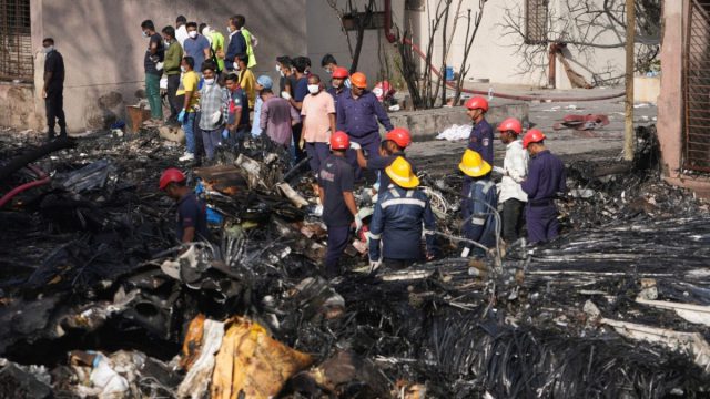 Πώς η «πιο μισητή» θέση 11Α μετατράπηκε σε θαυματουργή για τον μοναδικό επιζώντα από τη συντριβή του αεροσκάφους της Air India