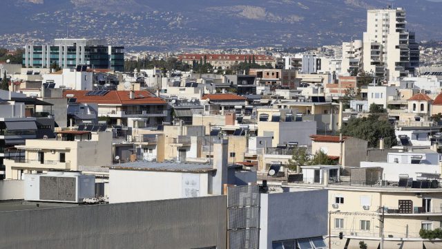 Παραμένουν οι περιορισμοί στις βραχυχρόνιες μισθώσεις έως το τέλος του 2026