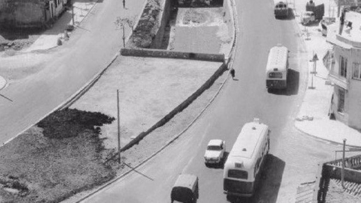 Κουίζ για την παλιά Αθήνα: Αναγνωρίζεις την οδό; Είναι μία από τις πιο εμβληματικές