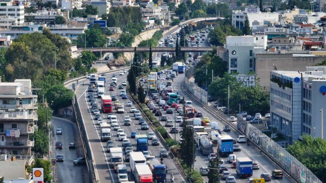 Παραλίγο τραγωδία στην Εθνική Αθηνών–Θεσσαλονίκης: Οδηγός κινούνταν στο αντίθετο ρεύμα