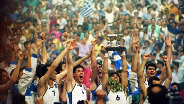 Σαν σήμερα (14/6) το 1987: Η Εθνική ομάδα κατέκτησε το Ευρωμπάσκετ και άλλαξε για πάντα την ιστορία του ελληνικού αθλητισμού