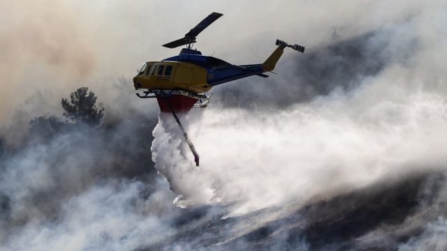 Φωτιά έξω από την Αλεξανδρούπολη – Ισχυρές επίγειες δυνάμεις και 3 αεροσκάφη στο σημείο