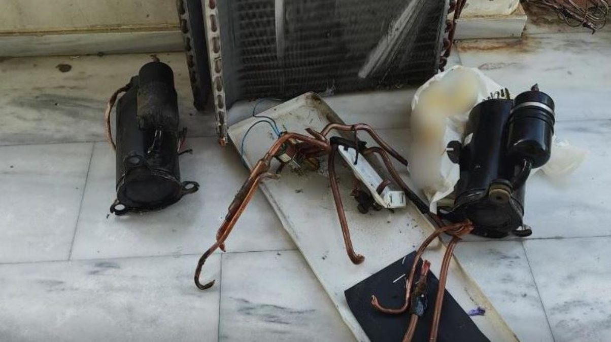 Ηλιούπολη: Τους έπιασαν την ώρα που έκλεβαν κλιματιστικά από σχολείο