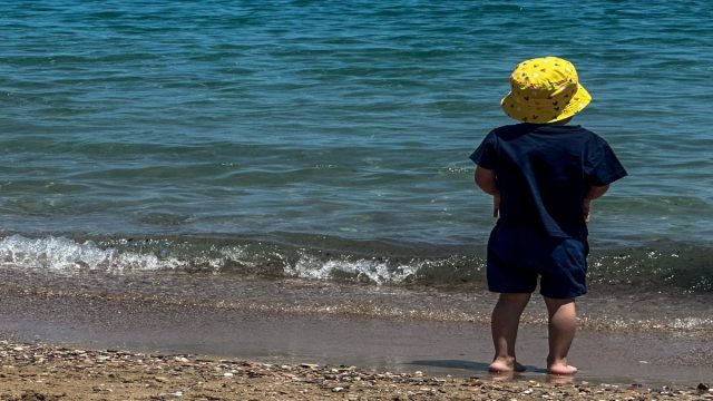 Καιρός σήμερα 10/6: Ζεστή η σημερινή μέρα με 36άρια – Τι αναφέρουν Καλλιάνος και Αρναούτογλου για τις υψηλές θερμοκρασίες