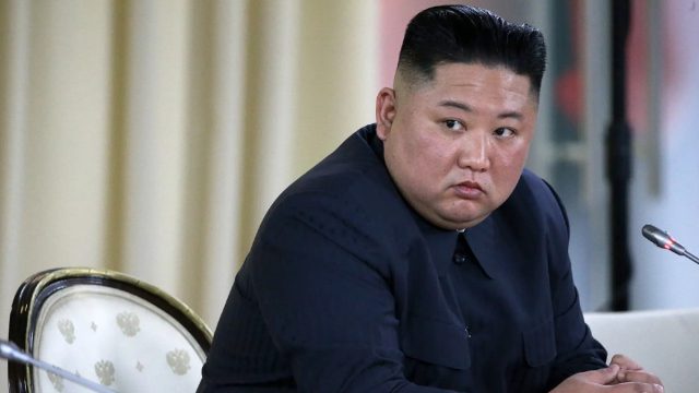Η ανησυχία μεγαλώνει: Η Βόρεια Κορέα εκτόξευσε πυραύλους πολλαπλής εκτόξευσης