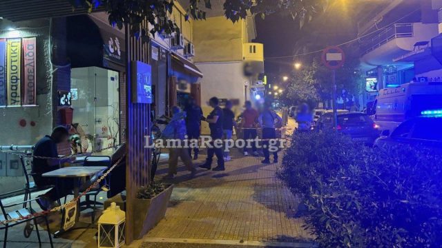 Έγκλημα στη Λαμία: Δολοφόνησαν ιδιοκτήτη καφέ στο κέντρο της πόλης –  Τον βρήκαν μαχαιρωμένο μέσα σε λίμνη αίματος