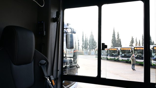 Σοκαριστικό σκηνικό σε λεωφορείο στην Αθήνα: Άγριο ξύλο μεταξύ ανηλίκων με δύο τραυματίες
